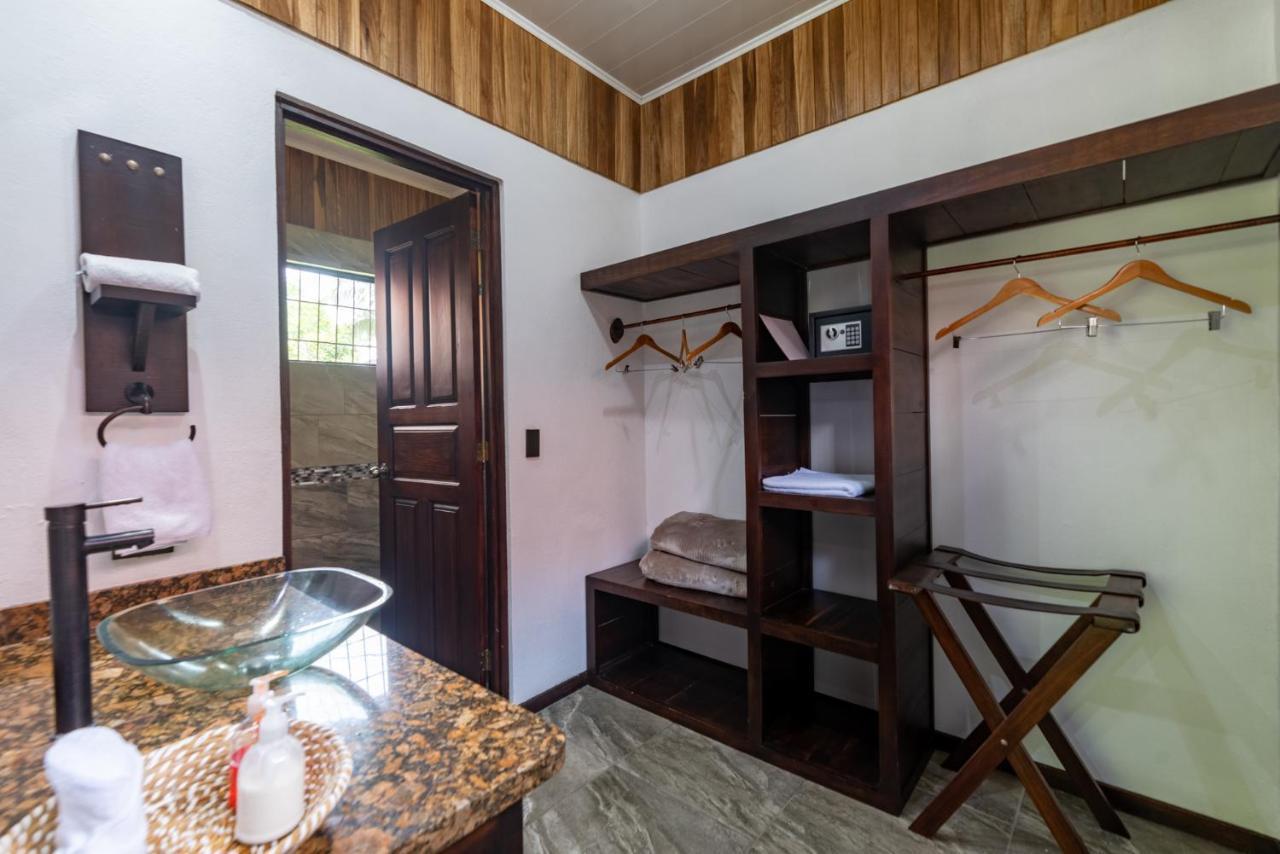 Arenal History Inn La Fortuna Exterior photo